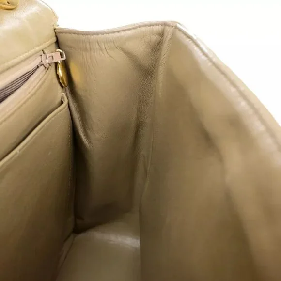 CHANEL CC Matelasse 30 Chain Shoulder Bag Leather Beige GHW Vintage Shoulder Bags